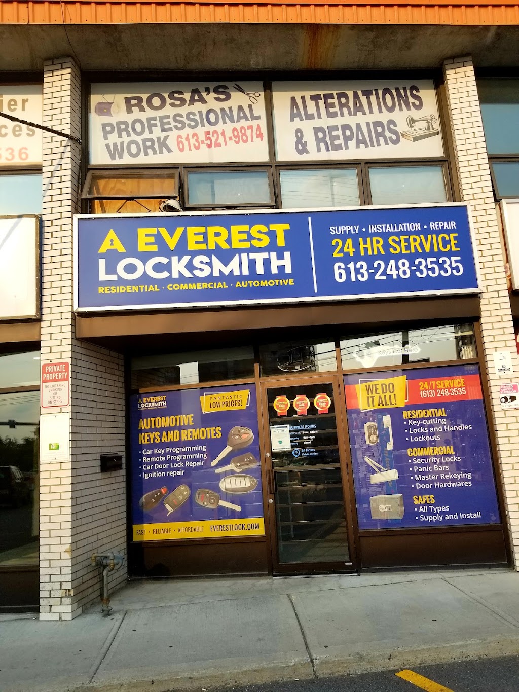 A Everest Locksmith | 1581 Bank St, Ottawa, ON K1H 7Z3, Canada | Phone: (613) 248-3535