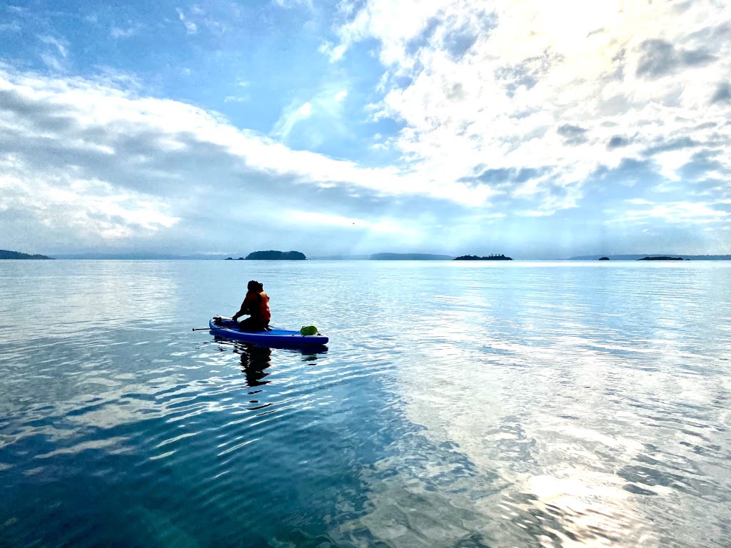 Blue Jellyfish SUP Adventures | 72300 Canoe Cove Rd, North Saanich, BC V8L 3X9, Canada | Phone: (778) 351-2583