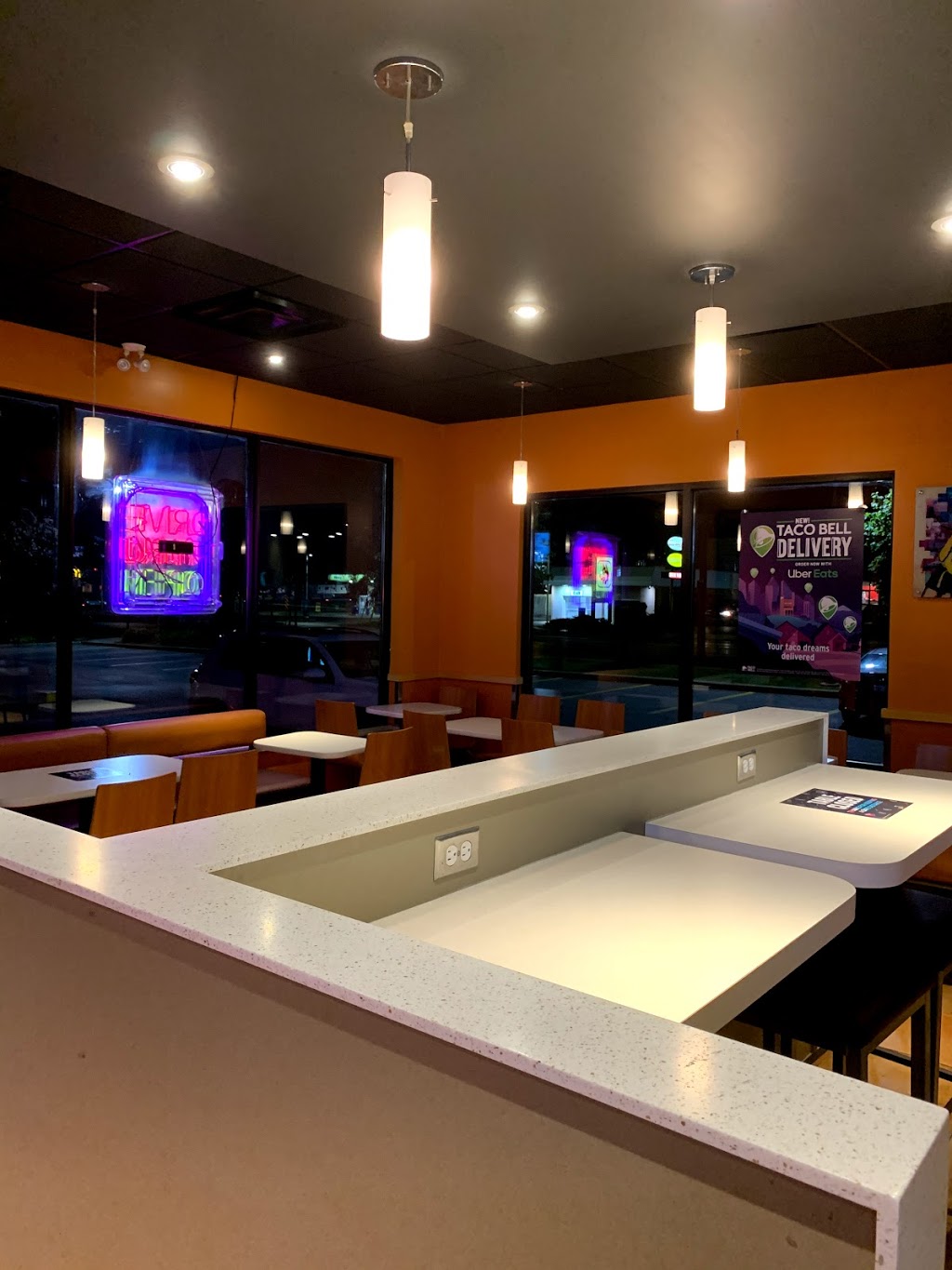 Taco Bell | 1550 Upper James St, Hamilton, ON L9B 1K3, Canada | Phone: (905) 387-6006