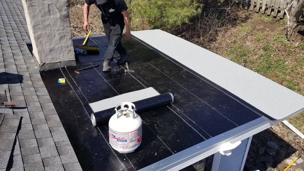 Top 2 Bottom Roofing | 268 Loch Erne Rd, Parry Sound, ON P2A 2W7, Canada | Phone: (705) 561-8898