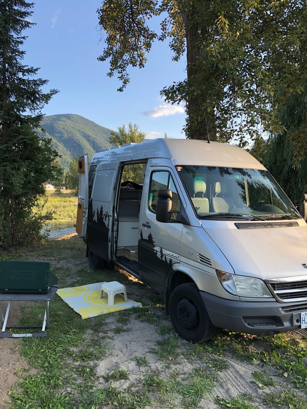 Curious Campervans | 210 Hastings Ave, Penticton, BC V2A 2V6, Canada | Phone: (250) 328-9249