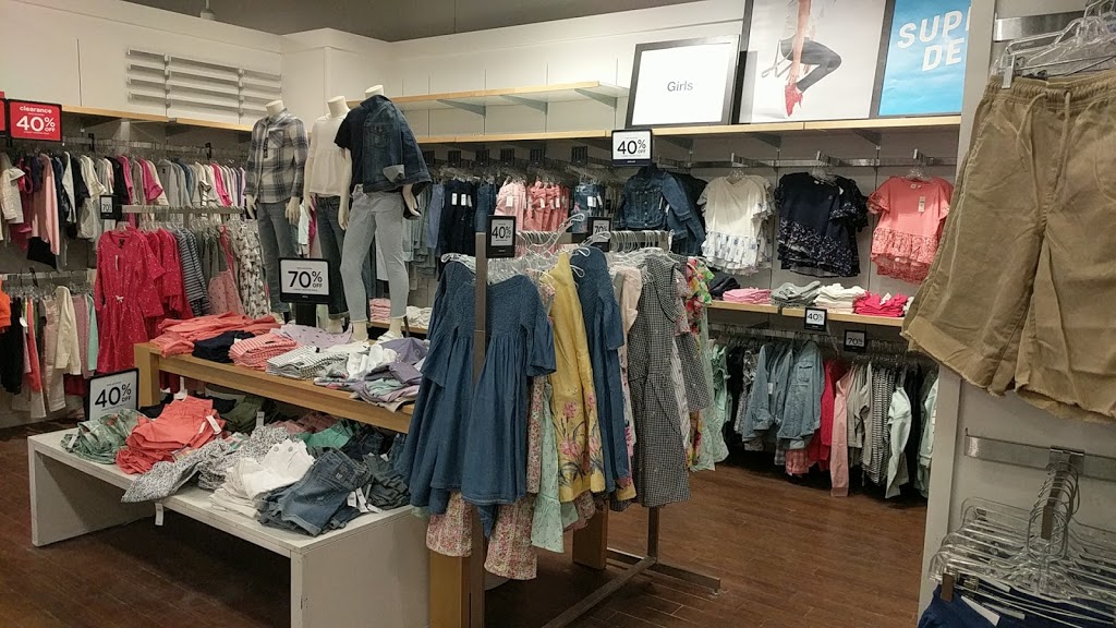 Gap | 2210 Bank St, Ottawa, ON K1V 1J5, Canada | Phone: (613) 248-0833