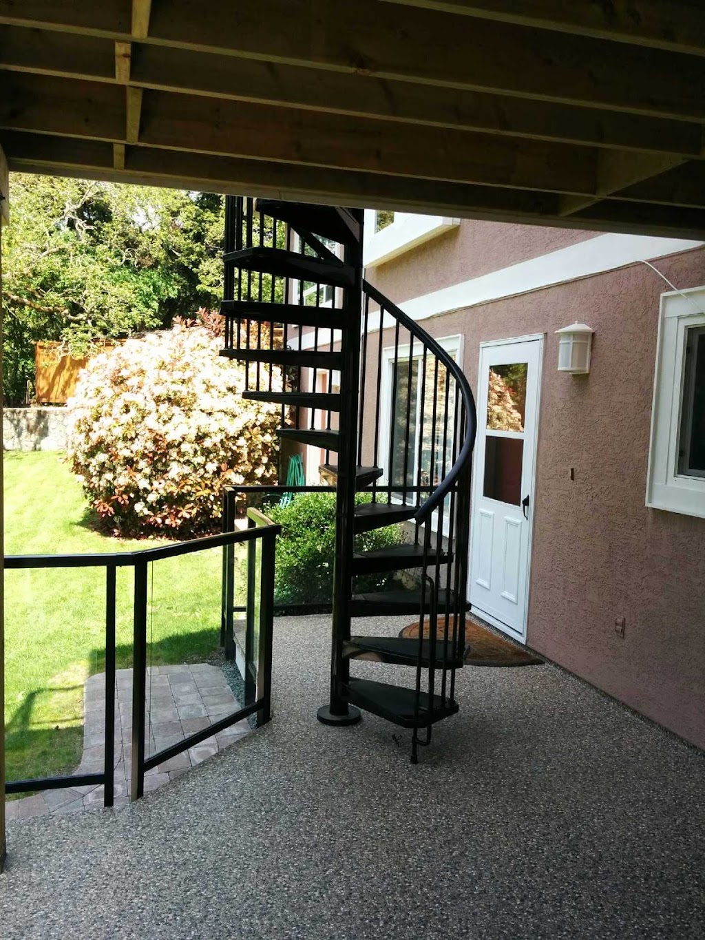 Island Deckmaster Ltd. | 5360 Old West Saanich Rd, Victoria, BC V9E 2A7, Canada | Phone: (250) 477-9777