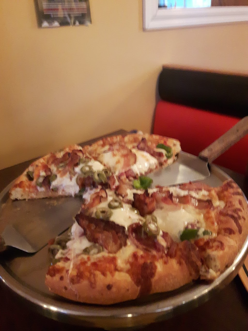 Bravo Pizza | 108 Boulevard Lorrain, Gatineau, QC J8P 2E5, Canada | Phone: (819) 643-2911