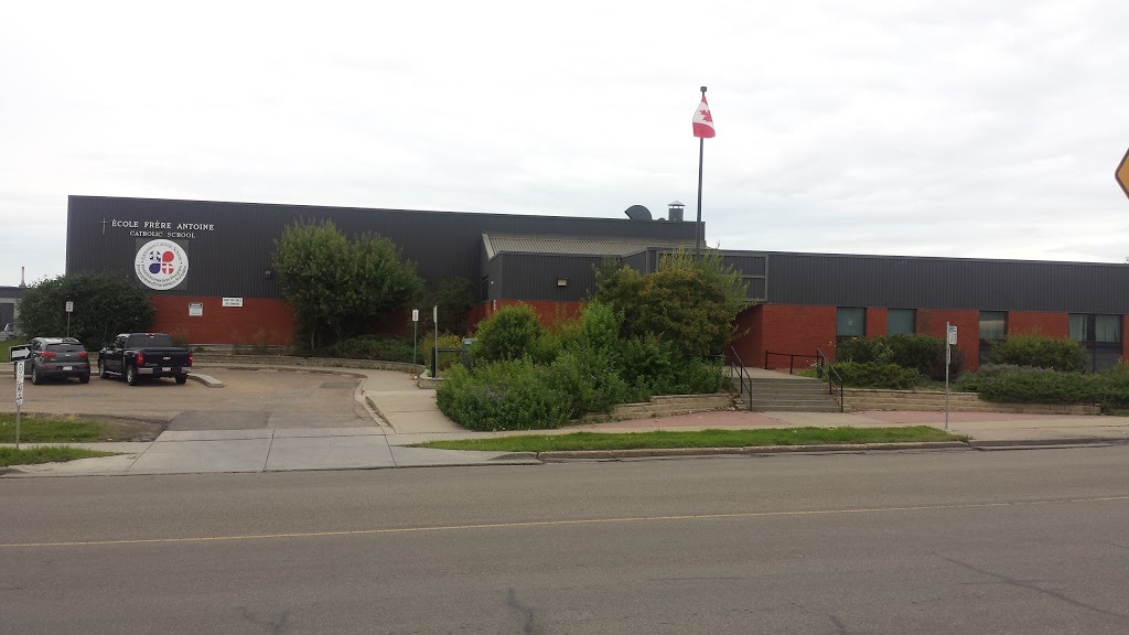 École Frère Antoine | 2850 Mill Woods Rd NW, Edmonton, AB T6K 4A1, Canada | Phone: (780) 463-2957