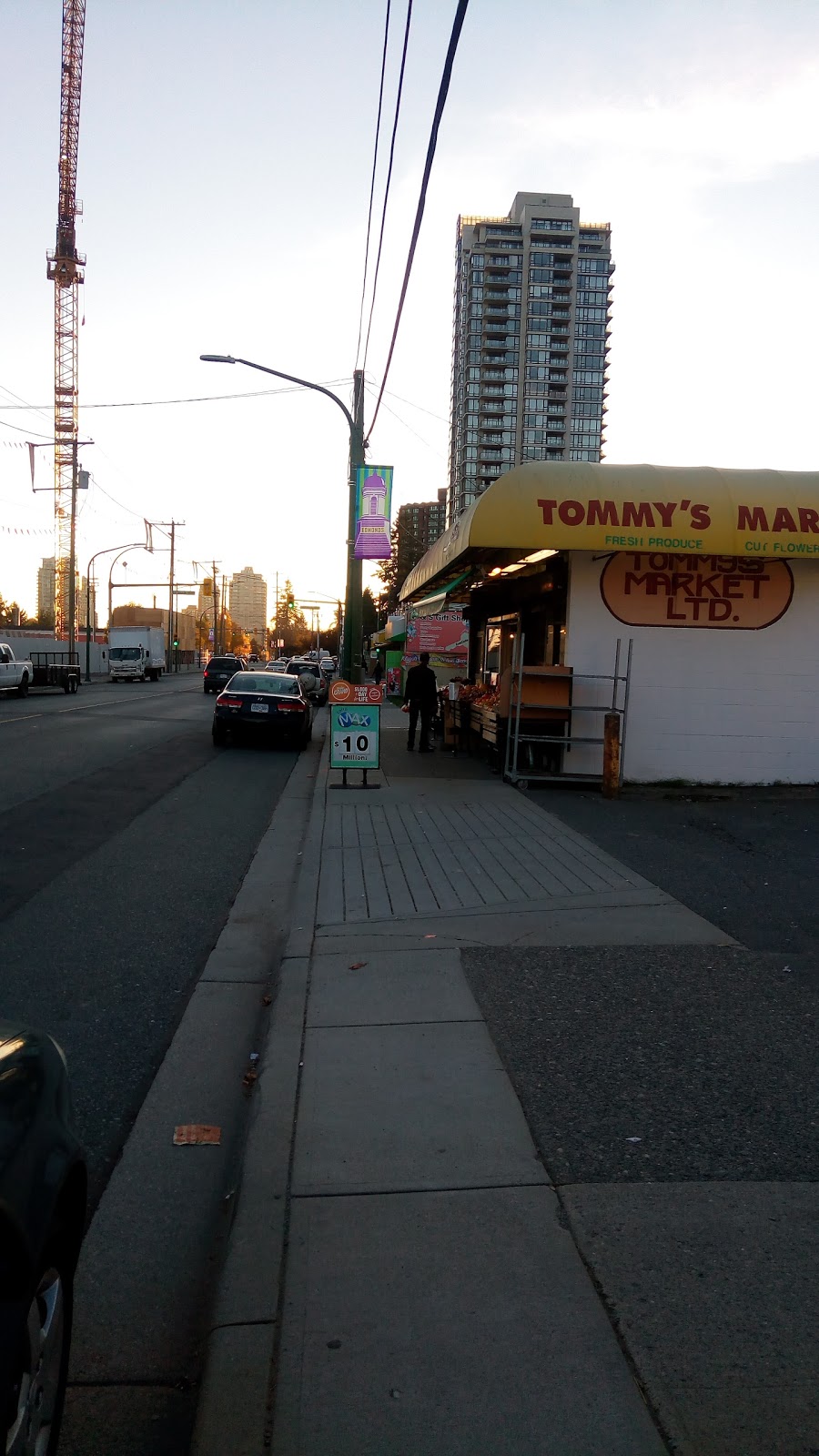 Tommys Market Ltd | 7375 Edmonds Street, Burnaby, BC V3N 1A9, Canada | Phone: (604) 522-3219