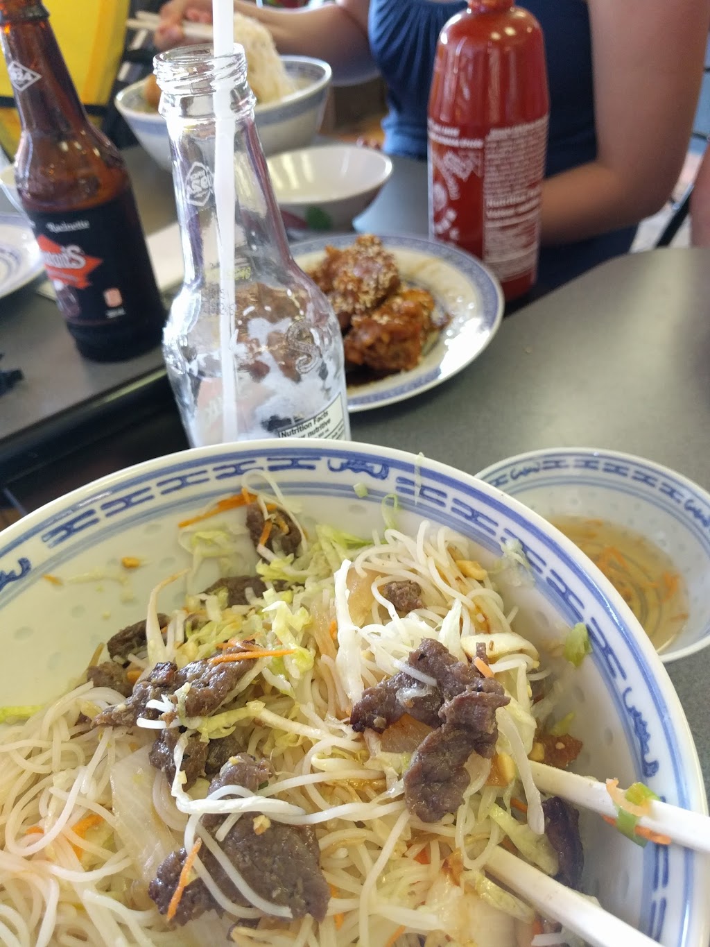 Pho Viet | 30 Dundas St E, Belleville, ON K8N 1B5, Canada | Phone: (613) 968-2605