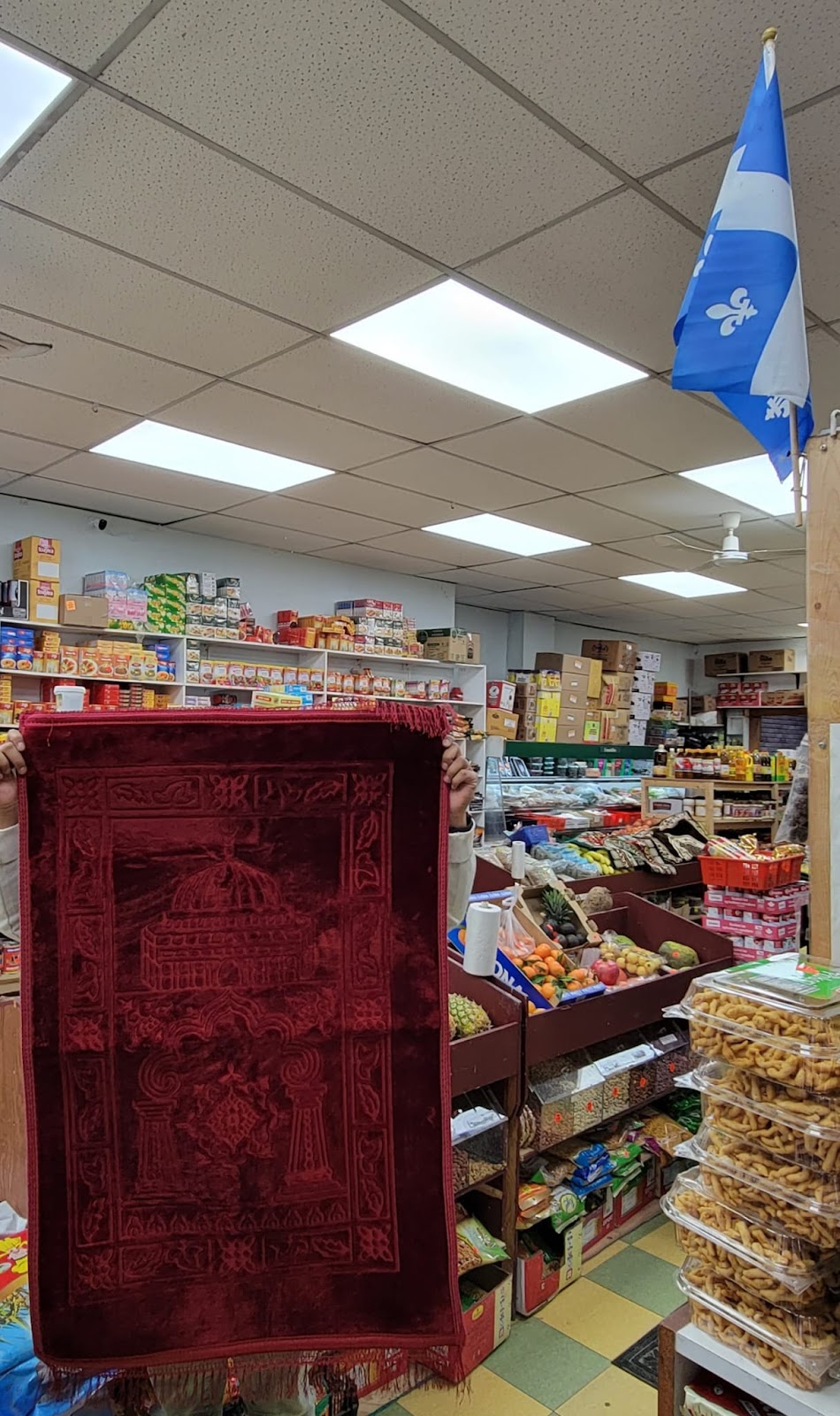 Marché Al-Raji | 2557 Rue Centre, Montréal, QC H3K 1J9, Canada | Phone: (514) 938-1999