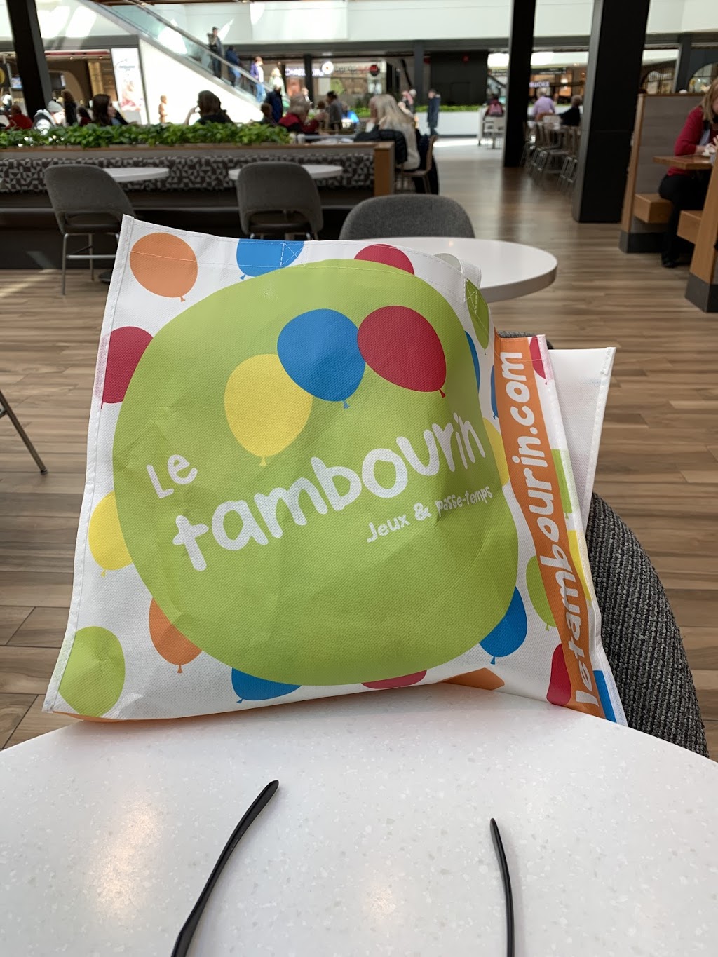 Le Tambourin | 1 Boulevard des Promenades, Saint-Bruno-de-Montarville, QC J3V 5K1, Canada | Phone: (450) 461-1364