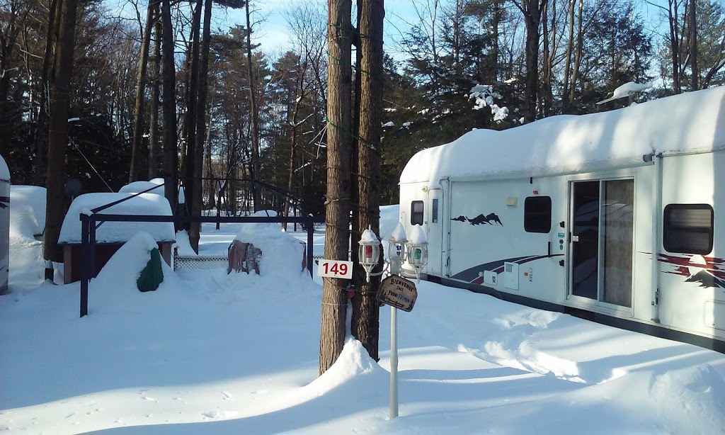 Camping DAoust | 3844, Rte Harwood, Vaudreuil-Dorion, QC J7V 0G1, Canada | Phone: (450) 458-7301