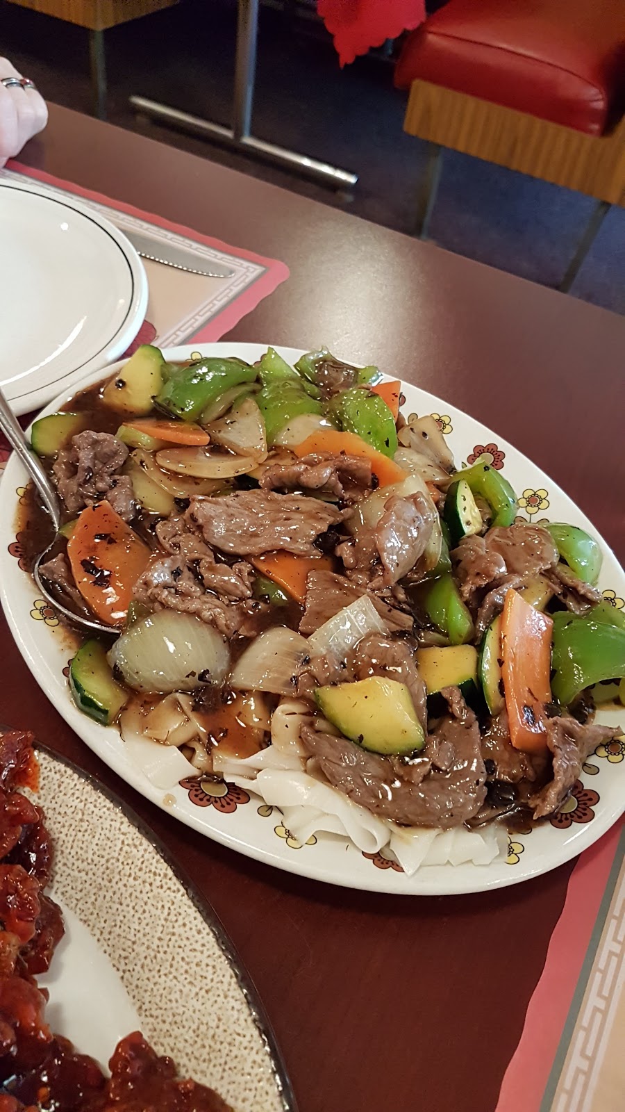 King Town Chinese Restaurant | 225 Cobequid Rd, Lower Sackville, NS B4C 3J7, Canada | Phone: (902) 864-9888
