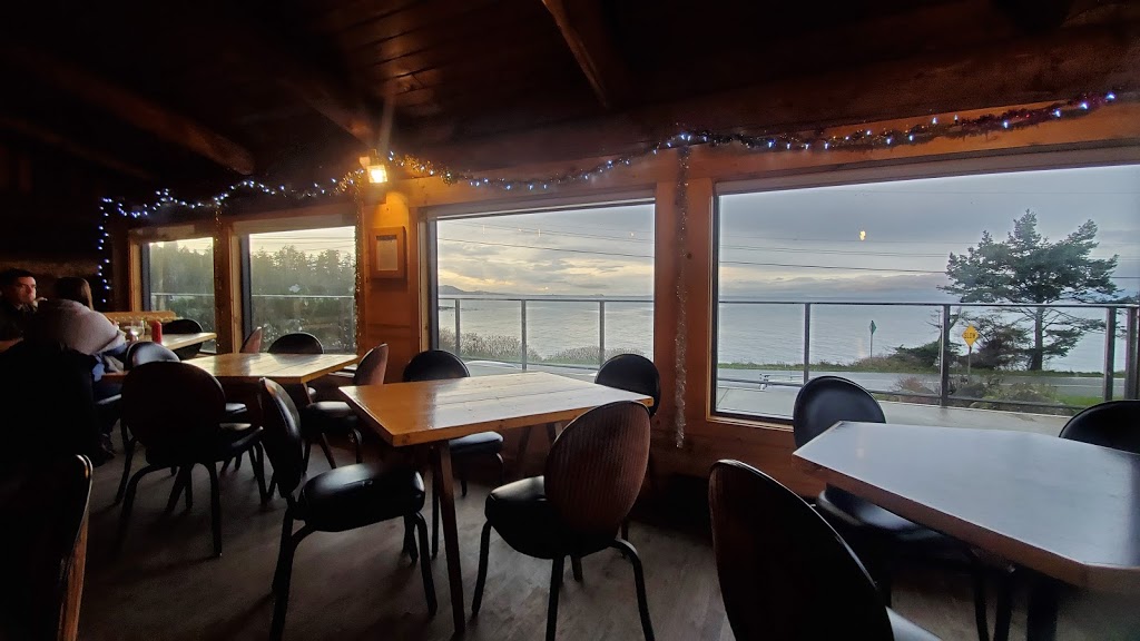 Surf Lodge and Pub | 885 Berry Point Rd, Gabriola, BC V0R 1X1, Canada | Phone: (250) 247-9231