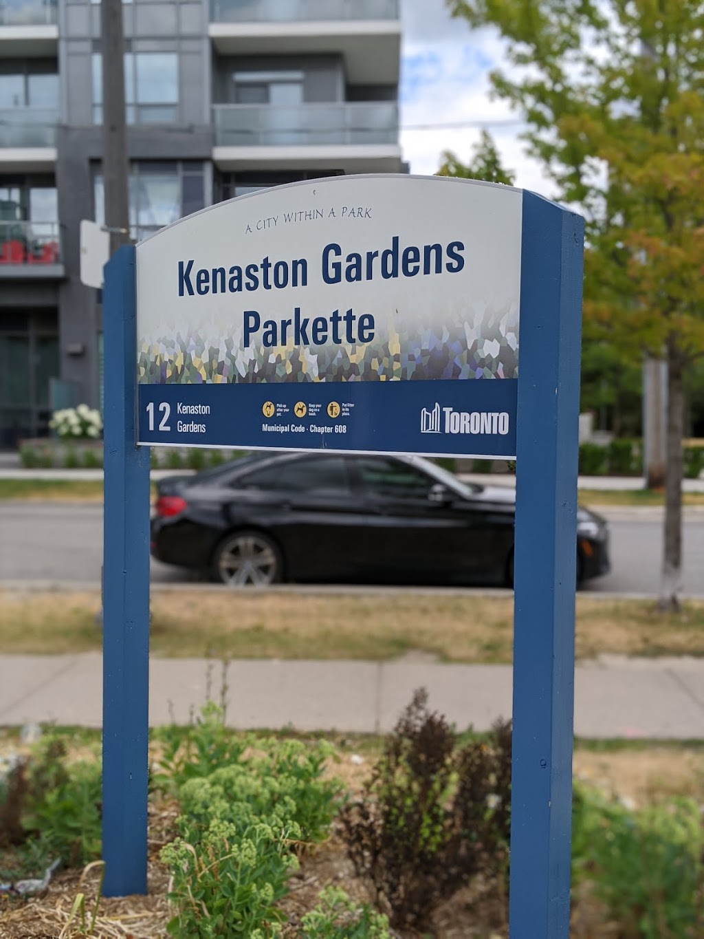 Kenaston Gardens Parkette | Kenaston Gardens Parkette, 12 Kenaston Gardens, North York, ON M2K 1G8, Canada | Phone: (416) 338-4386