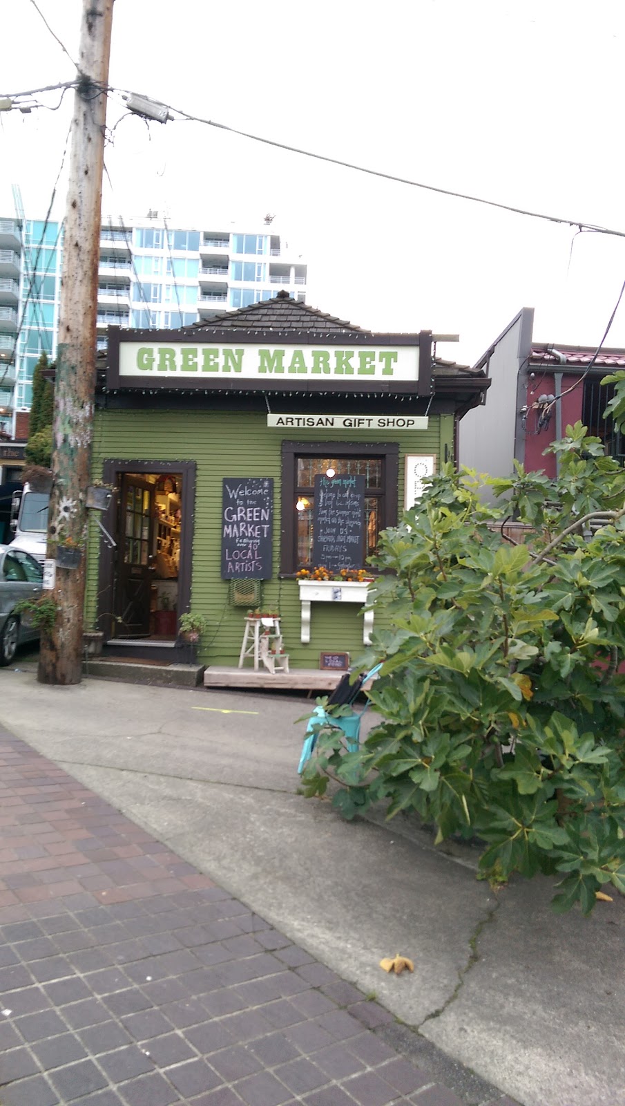 Green Market | 7 Lonsdale Ave, North Vancouver, BC V7M 2E4, Canada | Phone: (604) 985-9694