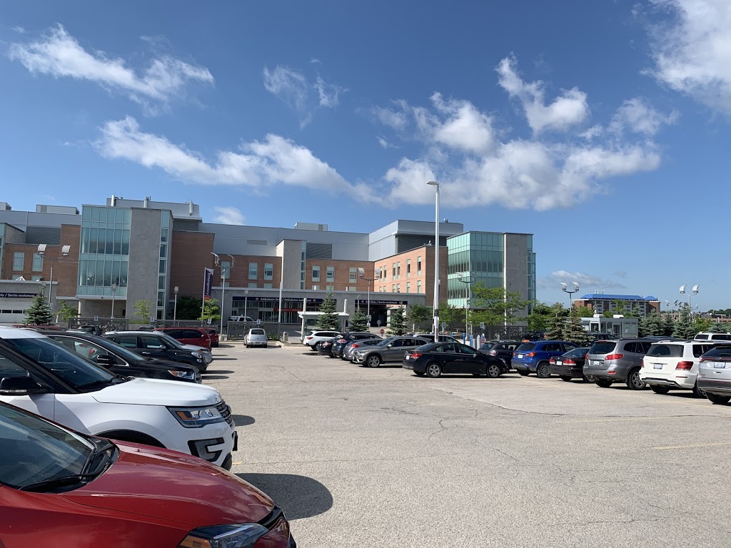 Royal Victoria Regional Health Centre | 201 Georgian Dr, Barrie, ON L4M 6M2, Canada | Phone: (705) 728-9802