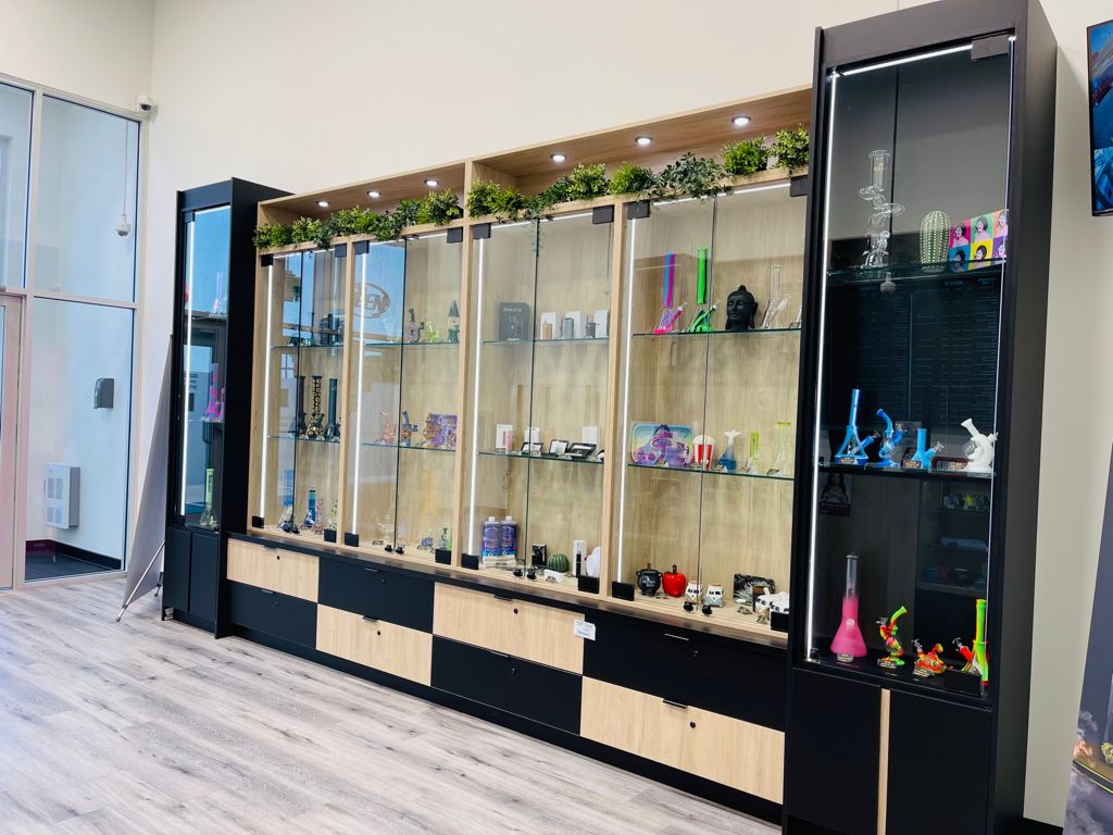 Cannabis Discounter Maclab | 1470 McConachie Blvd NW, Edmonton, AB T5Y 3X2, Canada | Phone: (780) 250-5886