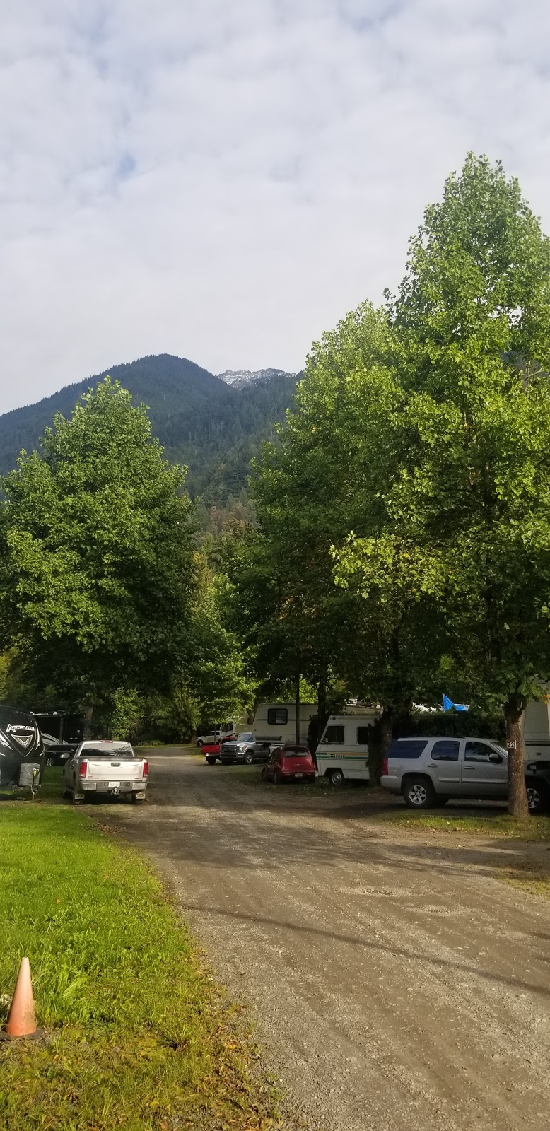 Fraser Valley RV Park / Rainbow Ranch | 53560 Bridal Falls Rd, Rosedale, BC V0X 1X1, Canada | Phone: (604) 794-3003