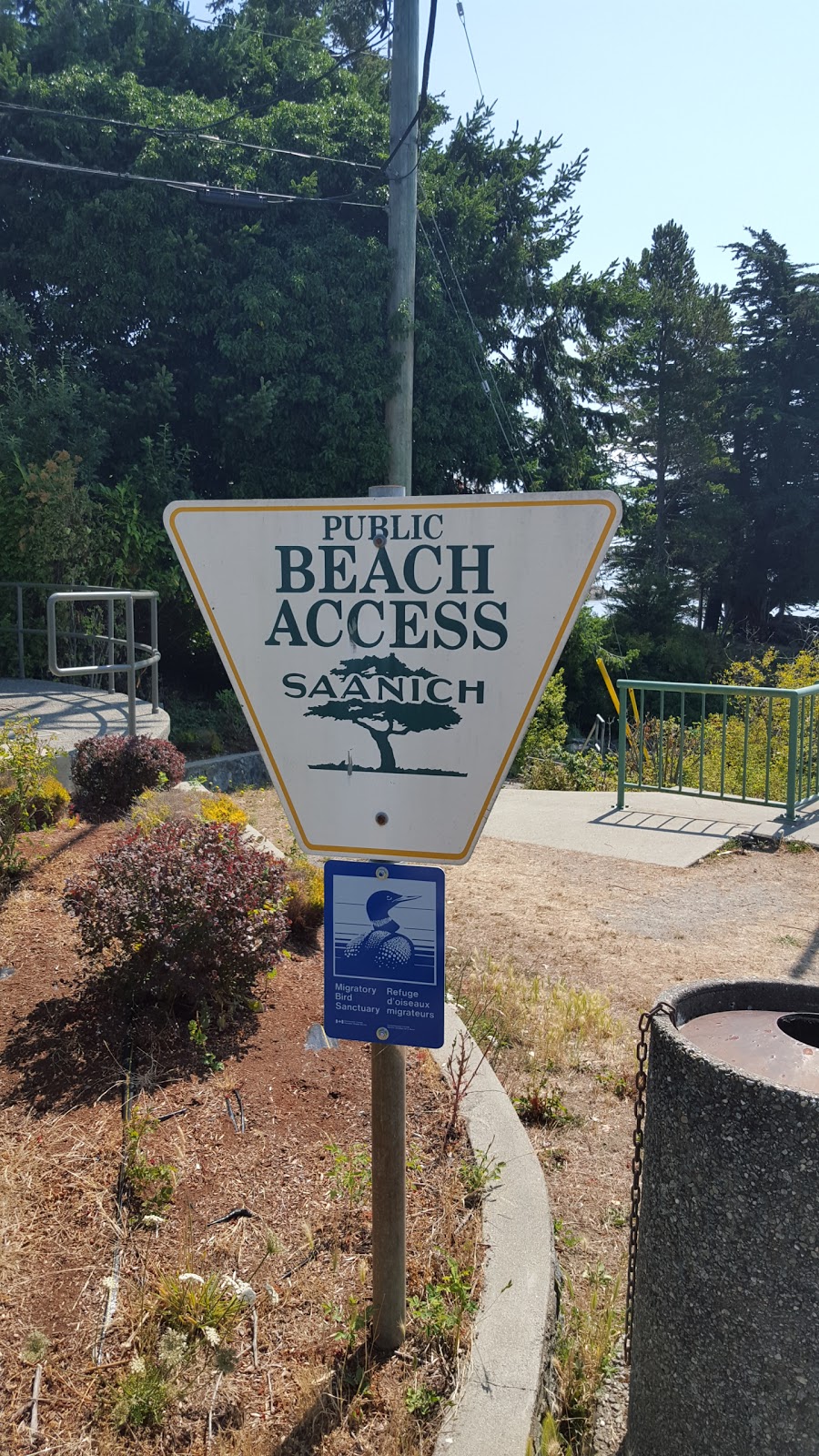 Tudor Beach Access | Salish Sea, Saanich, BC V8N 4L3, Canada