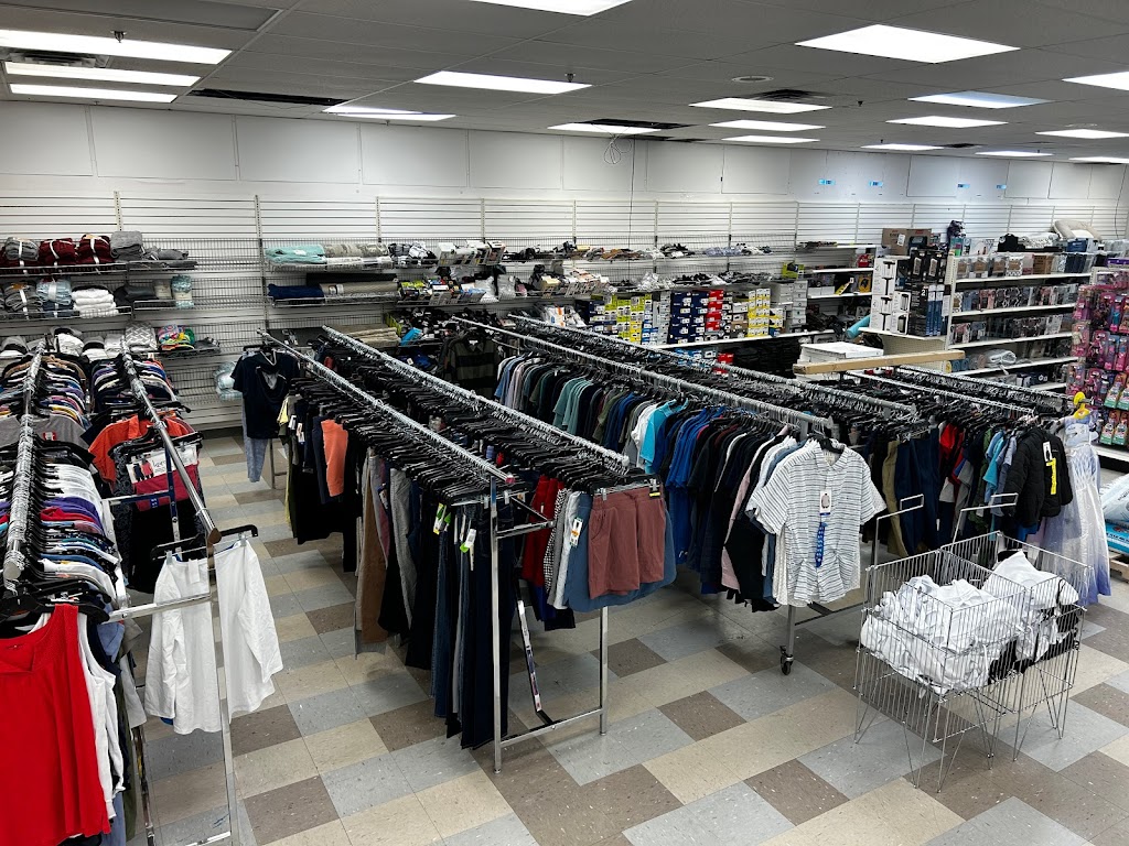 Centre Boom Liquidation Cowansville | 175 Rue Principale Suite 25, Cowansville, QC J2K 3L9, Canada | Phone: (450) 955-9561