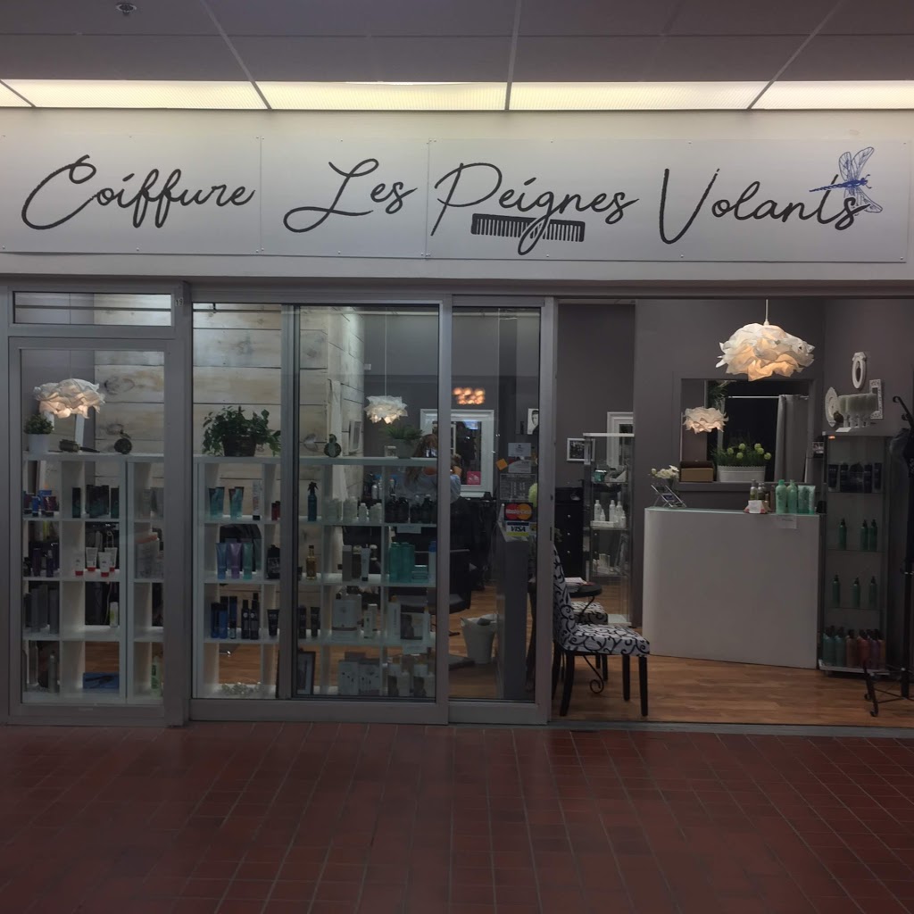 Coiffure Les Peignes Volants | 999 Rue Dollard, Gatineau, QC J8L 3E6, Canada | Phone: (819) 281-7432