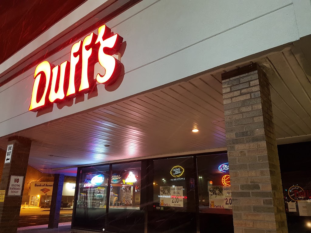 Duffs Famous Wings | 8351 Niagara Falls Blvd, Niagara Falls, NY 14304, USA | Phone: (716) 236-0333