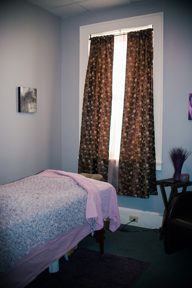 Serenity Now Massage Therapy | 84 Talbot St, St Thomas, ON N5P 1A5, Canada | Phone: (519) 631-6655