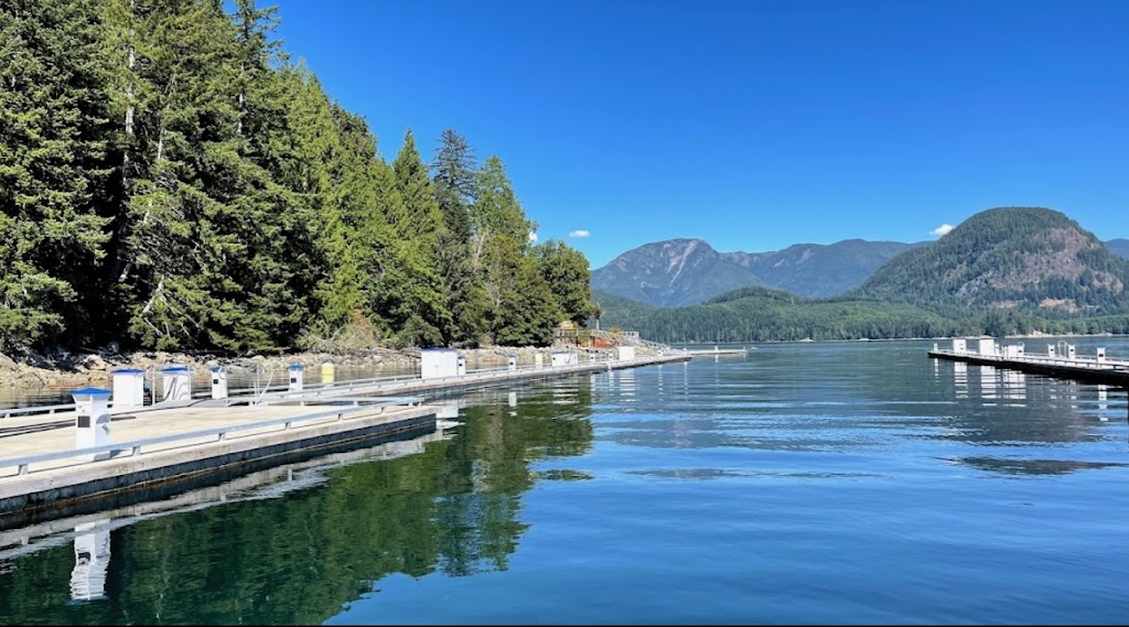 The Fishermans Landing and Lodge | Lot # 2526, Stuart Island, BC V0P 1V0, Canada | Phone: (250) 202-0187