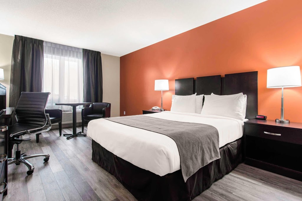 Econo Lodge Inn & Suites | 372 Rue Laurier, Saint-Apollinaire, QC G0S 2E0, Canada | Phone: (418) 881-3335