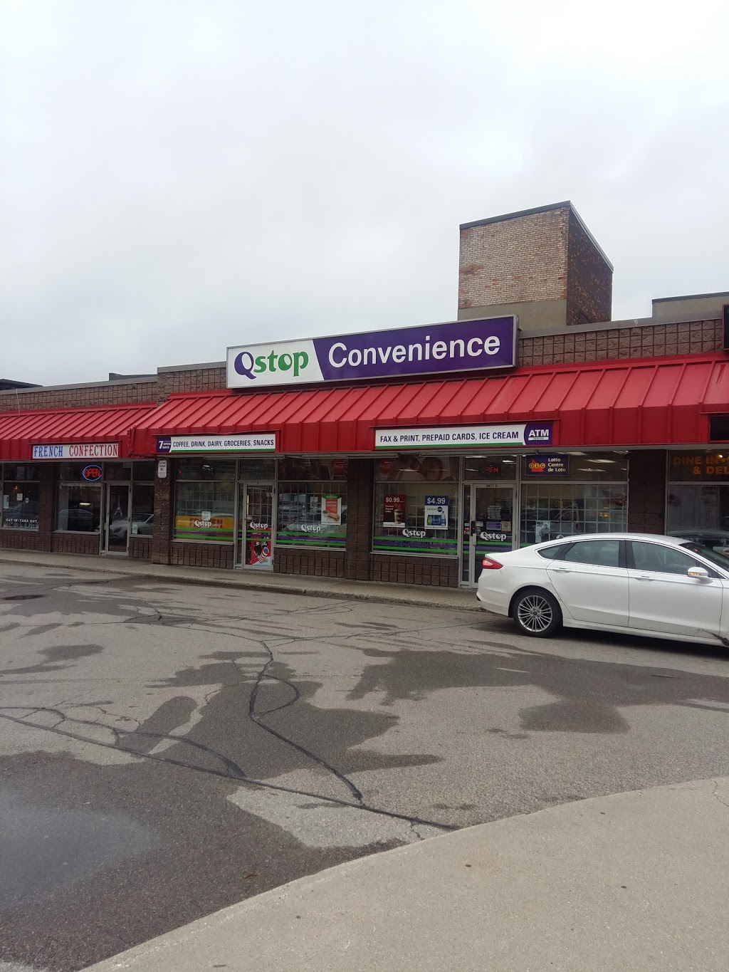 Qstop Convenience | 1 Wilson St Unit 5, Hamilton, ON L8R 1C4, Canada | Phone: (905) 529-5305