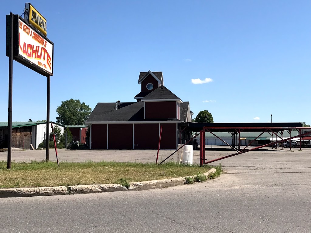 Marché aux Puces Lachute | 25 Rue Principale, Lachute, QC J8H 3R8, Canada | Phone: (450) 562-2939