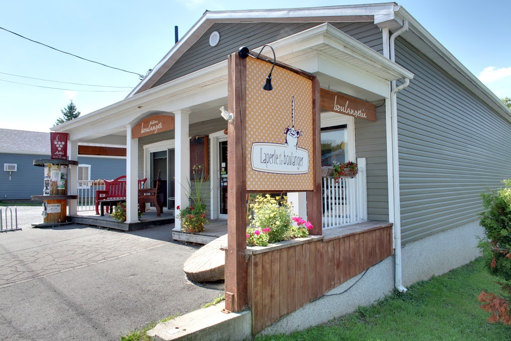 Bernard le boulanger | 3746 Rue Principale, Dunham, QC J0E 1M0, Canada | Phone: (450) 295-2068