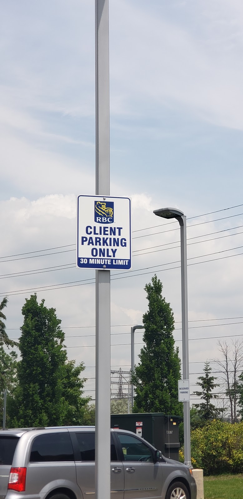 RBC Royal Bank | 600 Queens Plate Dr, Etobicoke, ON M9W 0A4, Canada | Phone: (416) 679-1660