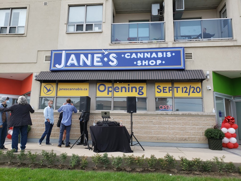 Janes Cannabis Shop | 160 Wellington St E #3, Aurora, ON L4G 1J3, Canada | Phone: (905) 713-1000