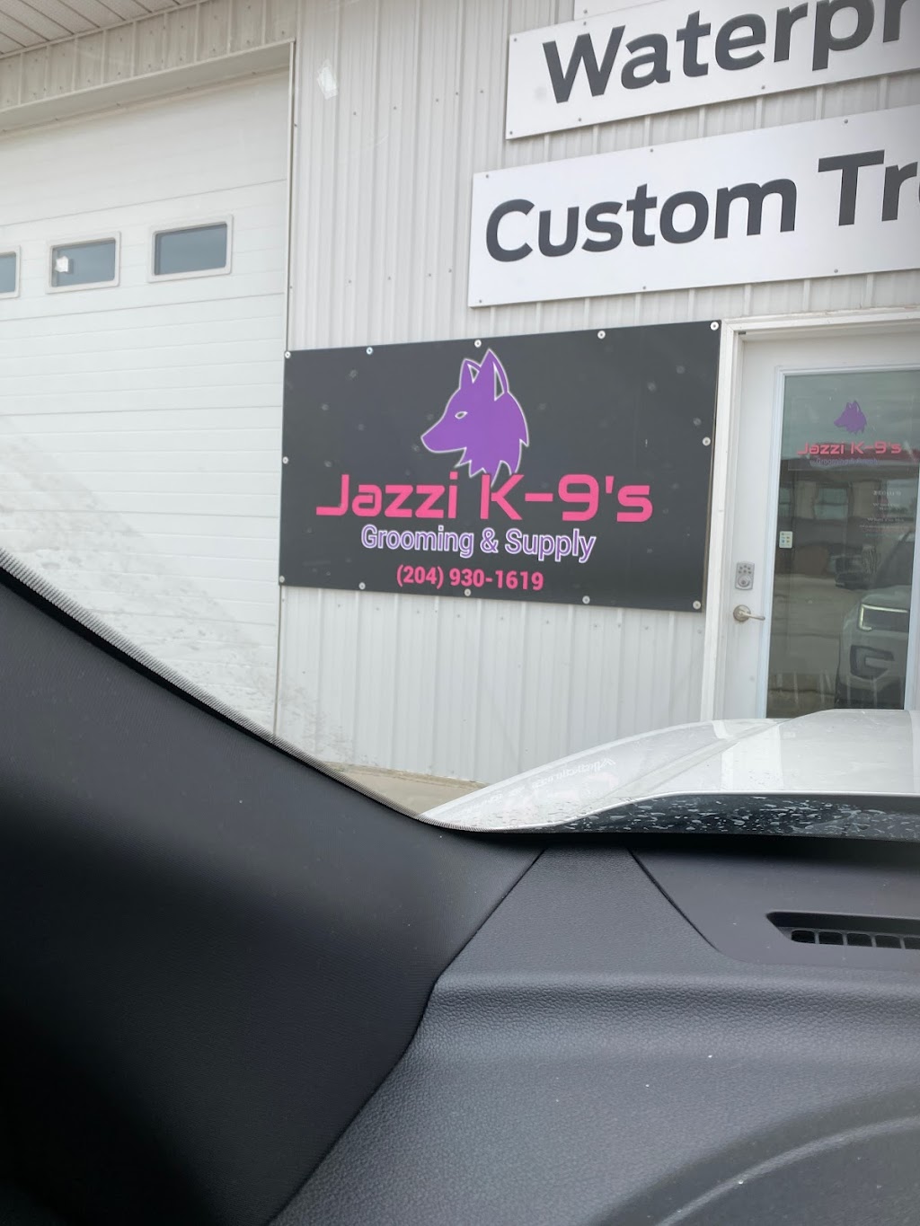 Jazzi K-9s | 307 Main St N, Morris, MB R0G 1K0, Canada | Phone: (204) 930-1619