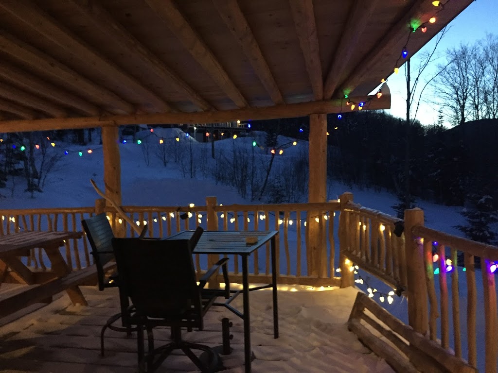 Chalet Bois de Coeur | 91 Rue du Trianon, Saint-Côme, QC J0K 2B0, Canada | Phone: (450) 421-9588