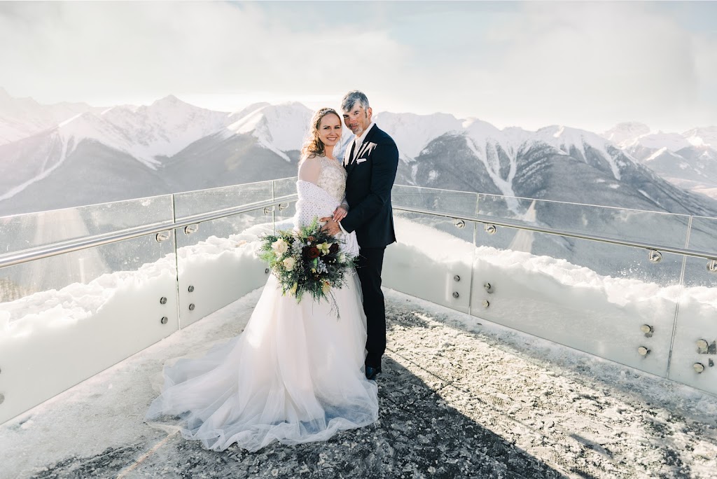 Jackie LaRouche Photography - Wedding and Elopement Photographer | 1530 7 Ave Unit 19, Canmore, AB T1W 1R1, Canada | Phone: (403) 760-5612