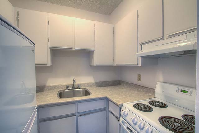 Place Du Boulevard Apartments | 315 Boulevard René-Lévesque E, Montréal, QC H2X 3P3, Canada | Phone: (514) 613-1285