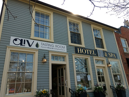 OLiV Tasting Room | 122 Queen St, Niagara-on-the-Lake, ON L0S 1J0, Canada | Phone: (289) 868-8898