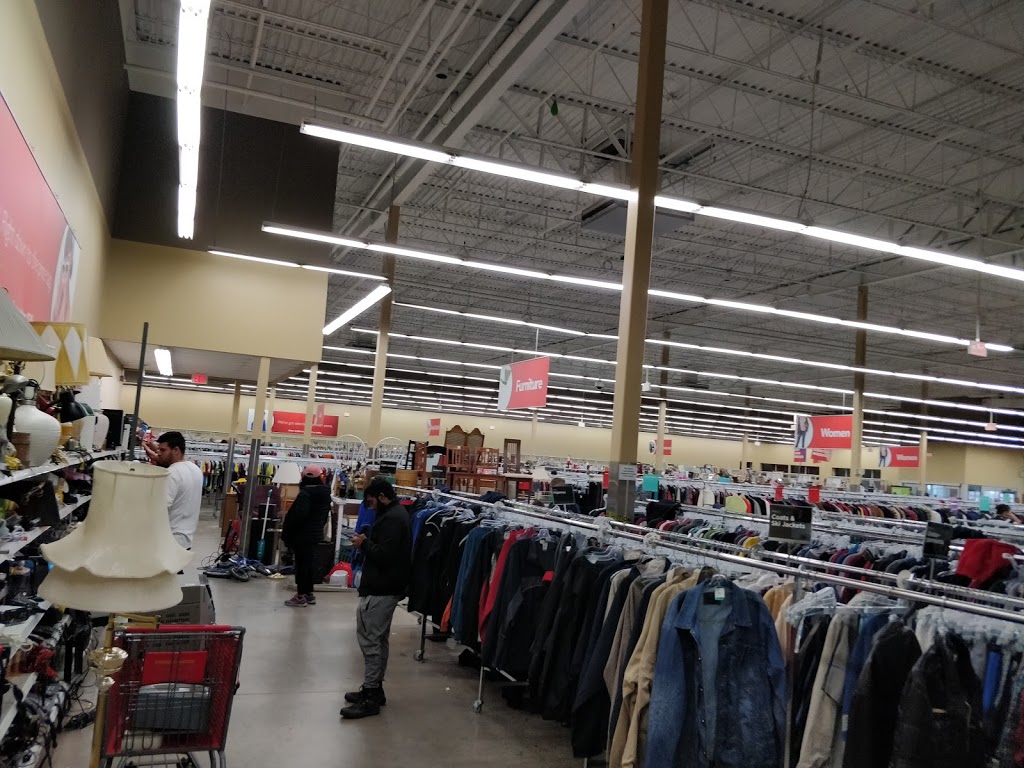 Value Village | 70 Bristol Rd E, Mississauga, ON L4Z 3K8, Canada | Phone: (905) 361-1190