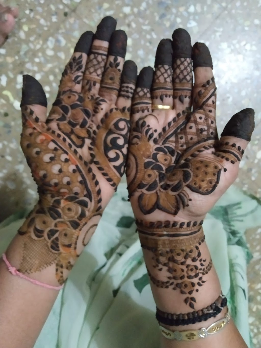 Bluestone henna art | 84 Don Minaker Dr, Brampton, ON L6P 1R7, Canada | Phone: (647) 770-6942