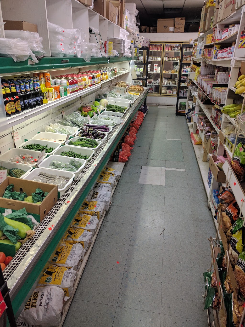 Rexdale Grocers | 20 Rexdale Blvd, Etobicoke, ON M9W 5Z3, Canada | Phone: (416) 749-2060