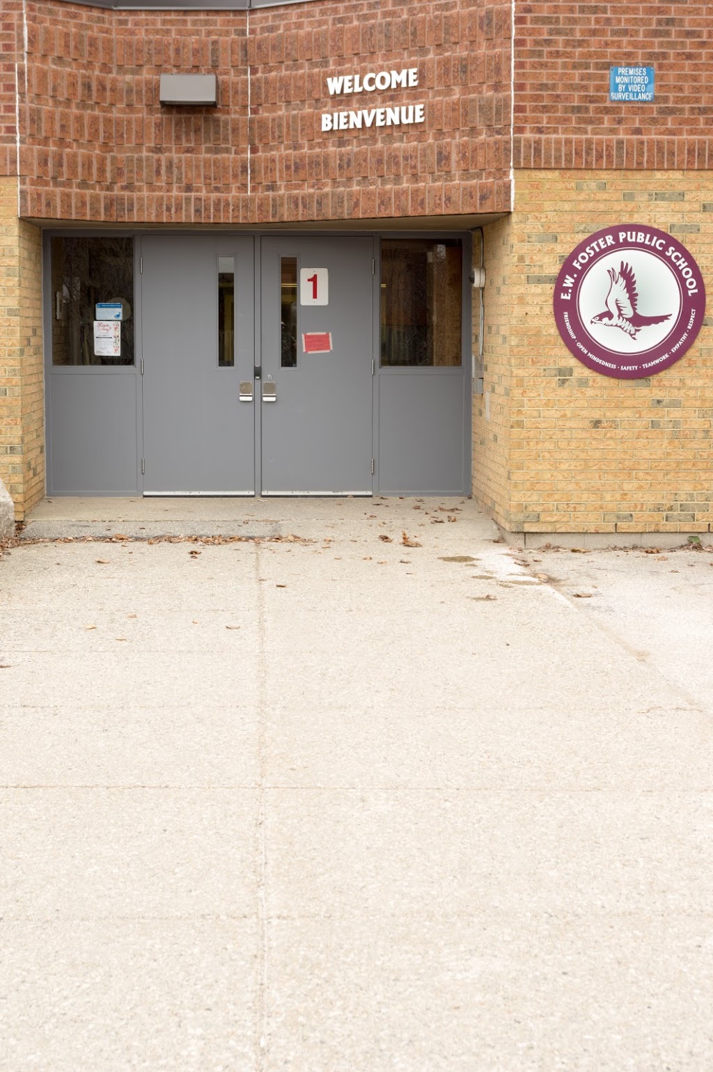 E.W. Foster Public School | 320 Coxe Blvd, Milton, ON L9T 4M5, Canada | Phone: (905) 878-1953