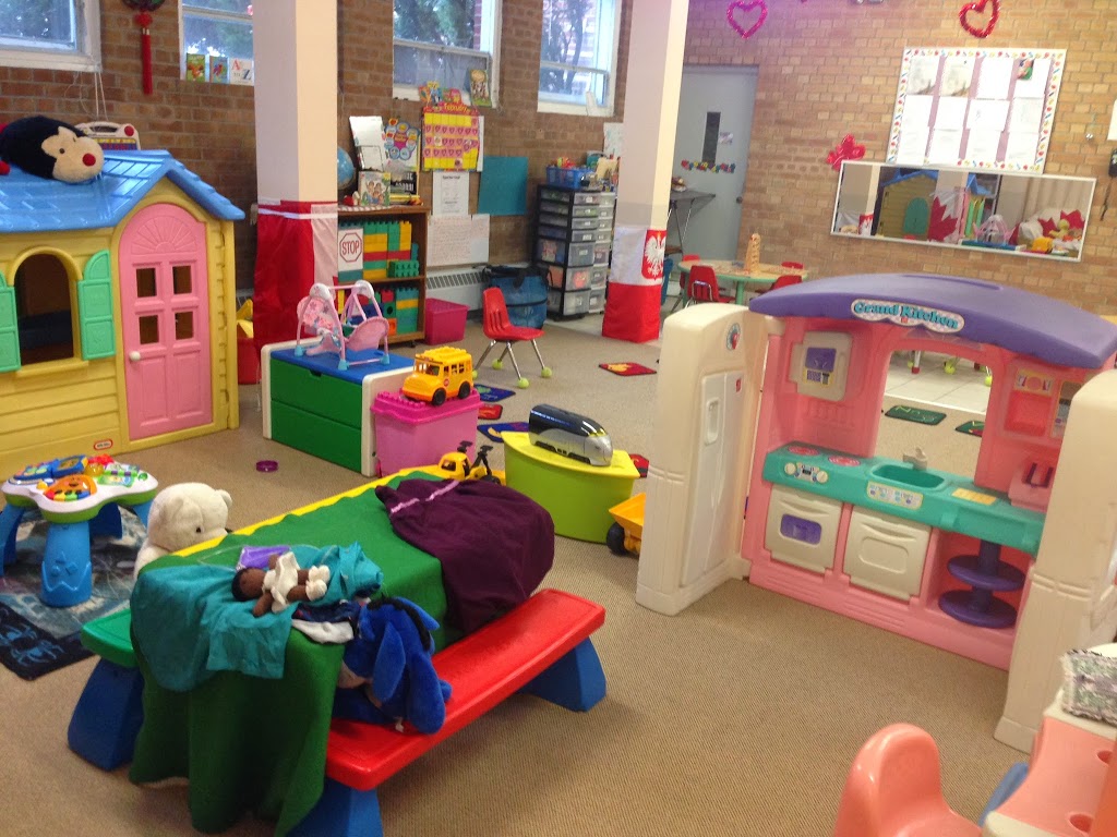 Lady Bug Daycare | 400 Burnhamthorpe Rd, Etobicoke, ON M9B 2A8, Canada | Phone: (416) 626-1251