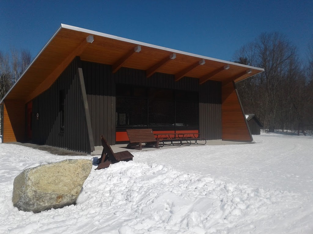 Lac Renaud Shelter | Pontiac, QC J0X 2W0, Canada | Phone: (819) 827-2020