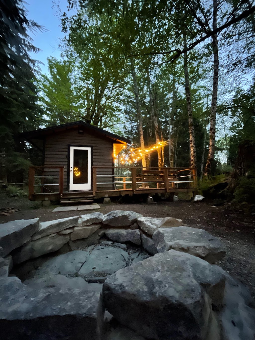 Twin Creeks Campsite | 197 Williamsons Landing Rd, Gibsons, BC V0N 1V6, Canada | Phone: (778) 926-0728