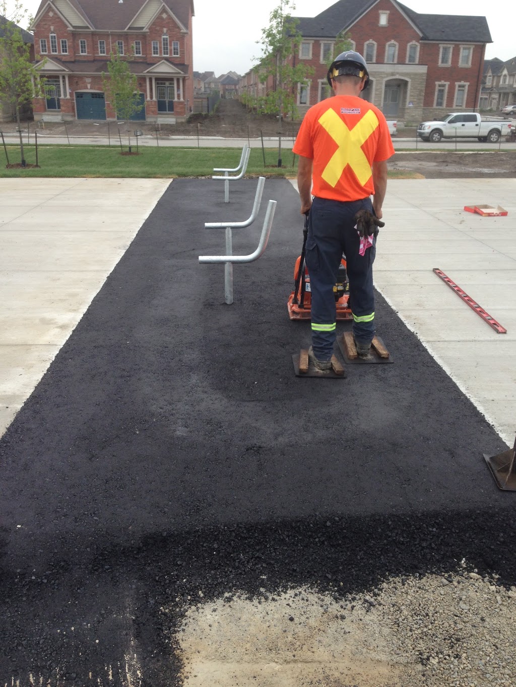 Roadside Paving Ltd | 125 Toryork Dr, North York, ON M9L 1X9, Canada | Phone: (416) 740-3876