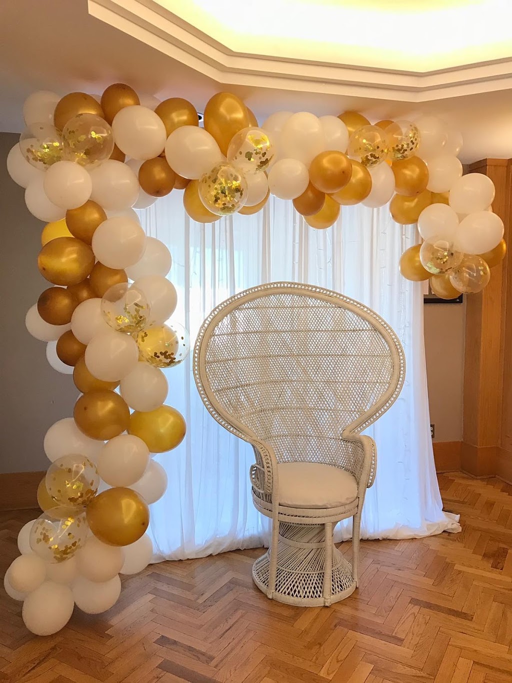 Balloons n Blossoms | 342 Drumlish Ln, Ottawa, ON K2J 6Y3, Canada | Phone: (613) 716-8848