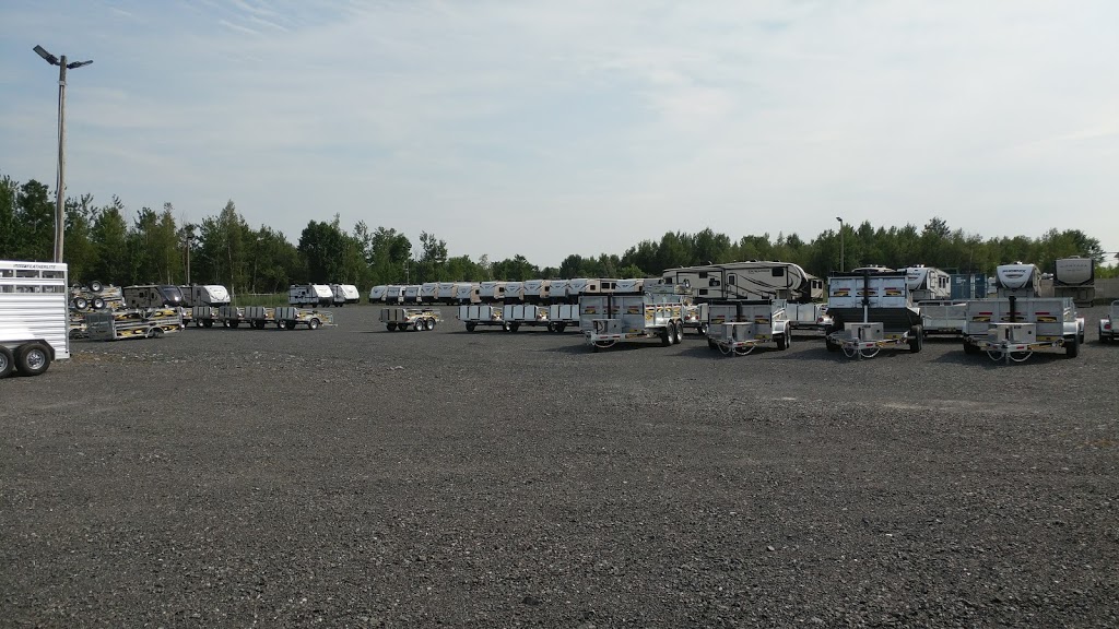 Roulottes Lupien 2000 - Division Remorque | 2700 Route 122, Saint-Cyrille-de-Wendover, QC J1Z 1C1, Canada | Phone: (888) 897-4949