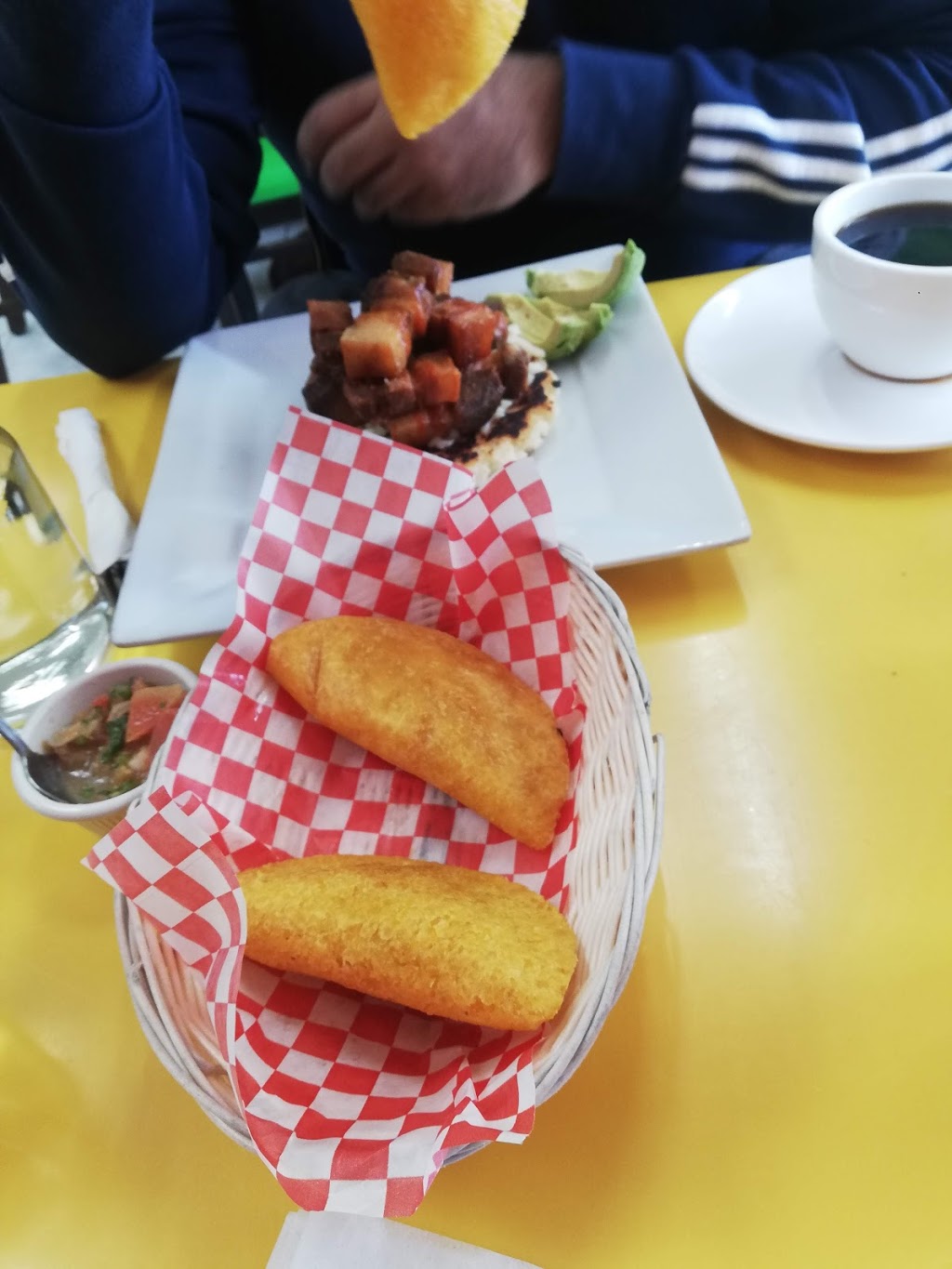 Delicious Empanadas | 2438 Dufferin St, York, ON M6E 3T1, Canada | Phone: (647) 827-2278