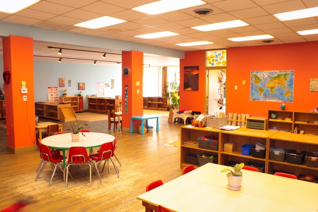 Bee House Montessori Daycare II | 3855 Sunset St, Burnaby, BC V5G 1T4, Canada | Phone: (604) 433-9760